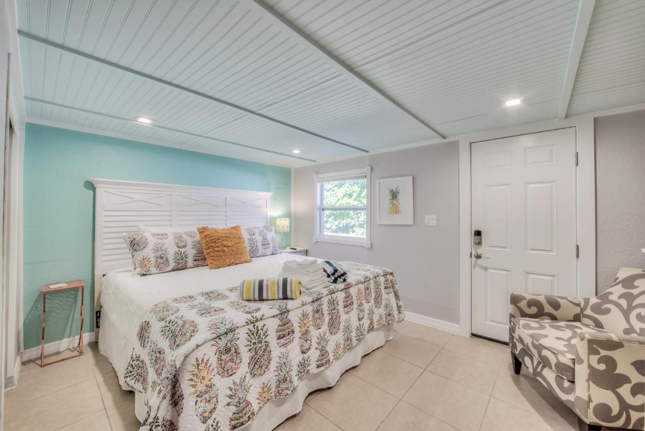 Matanzas Retreat On The Canal Fort Myers Beach Exterior foto